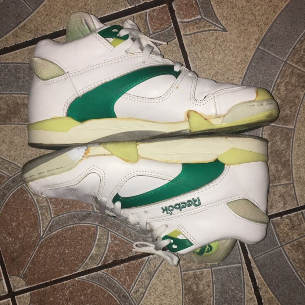 Reebok Pump Tennis shoes